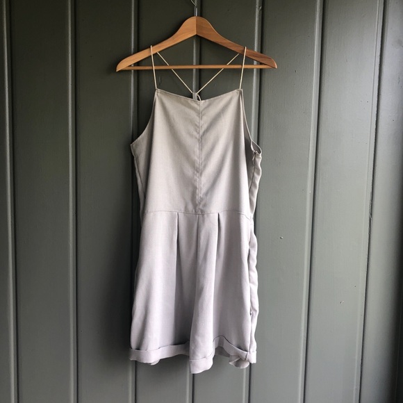 Hackwith Design House Gray Shorts Romper Pockets - Picture 3 of 8